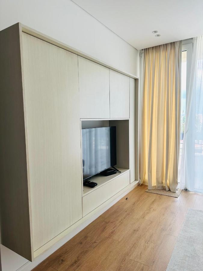 Vlorë Madalin Seaside Apartment מראה חיצוני תמונה